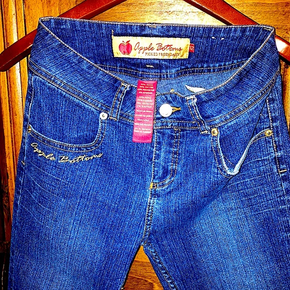 The Original Apple Bottom Jeans - Picture 2 of 3